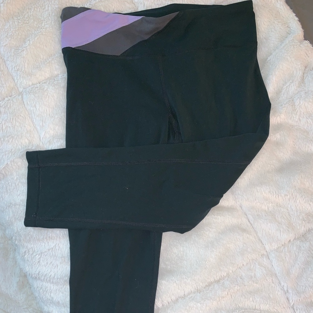 underarmour leggings :)